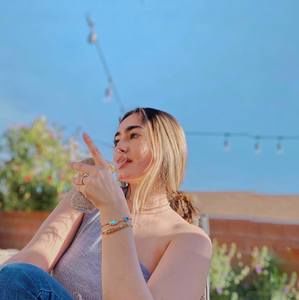 Meet your Posher, Luisa